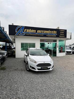 FORD FIESTA 1.6 SE HATCH 16V FLEX 4P POWERSHIFT
